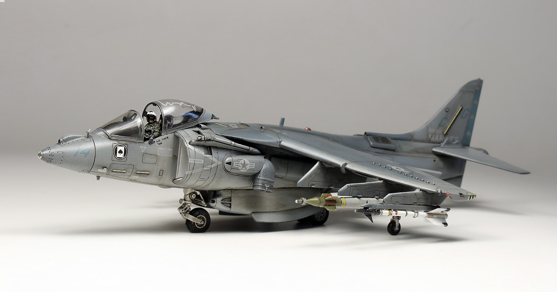 AV 8B Harrier II 13