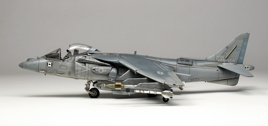 AV 8B Harrier II 14